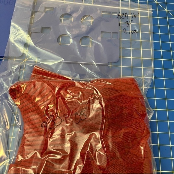 Covington Petite Red Sweater (SP) - Picture 7 of 7